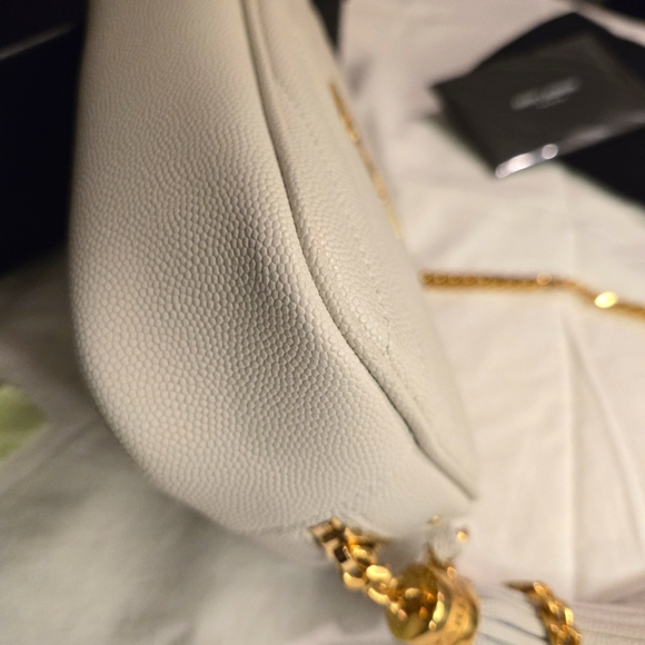 SAINT LAURENT YSL Mini Lou Matelassé Camera Bag Crema Soft, Grainy Leather - Picture 12 of 16